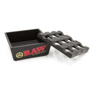 RAW Regal Windproof Metal Ashtray Black